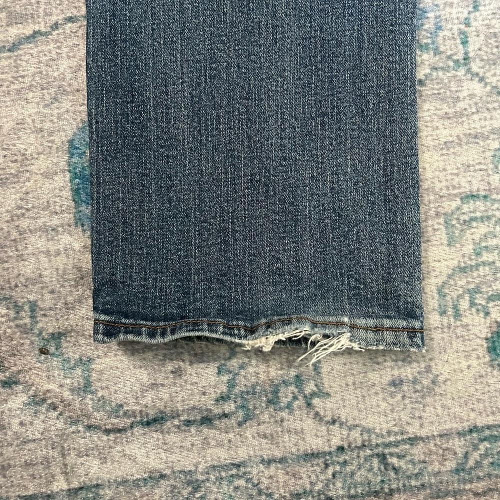 Levi's Women's Jeans - Picture 7 of 8